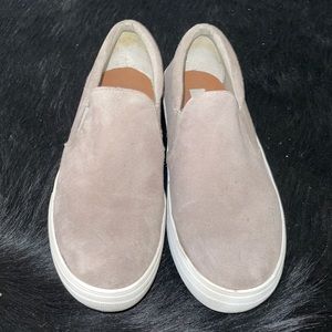 Steve Madden Gills shoe